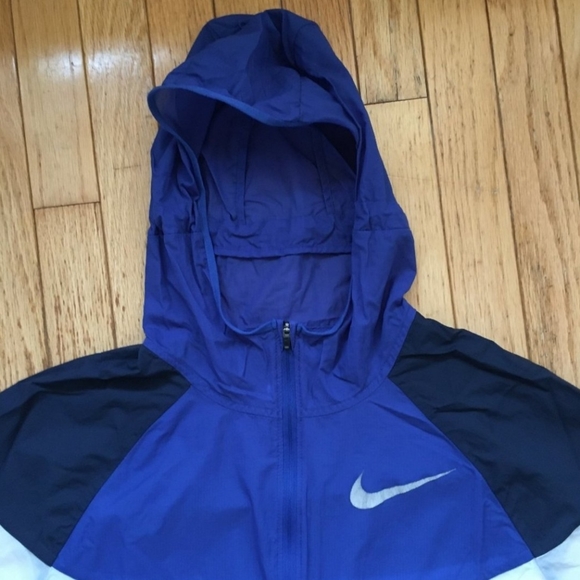NIKE | NIKE LIGHTWEIGHT WINDRUNNER JACKET BLUE AND WHITE SIZE SMALL - Picture 3 of 8